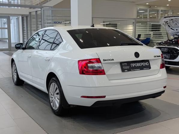 Skoda Octavia III (A7) Рестайлинг с пробегом 2018 года, цена 1 999 000 рублей, 88770 км, лифтбек, Автокод Объявления