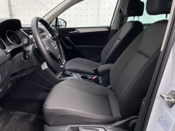 Volkswagen Tiguan II с пробегом 2018 года, цена 2 730 000 рублей, 28147 км, внедорожник, Автокод Объявления