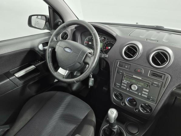 Ford Fusion I Рестайлинг с пробегом 2008 года, цена 410 000 рублей, 230748 км, хэтчбек, Автокод Объявления