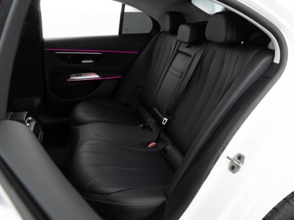 Mercedes-Benz E-Класс V (W213 S213 C238) Рестайлинг с пробегом 2024 года, цена 6 895 055 рублей, 12707 км, седан, Автокод Объявления