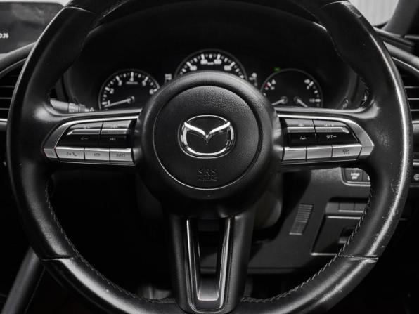 Mazda 3 IV (BP) с пробегом 2020 года, цена 1 730 000 рублей, 99648 км, хэтчбек, Автокод Объявления