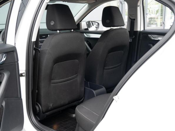 Skoda Octavia III (A7) Рестайлинг с пробегом 2018 года, цена 1 790 000 рублей, 61836 км, лифтбек, Автокод Объявления