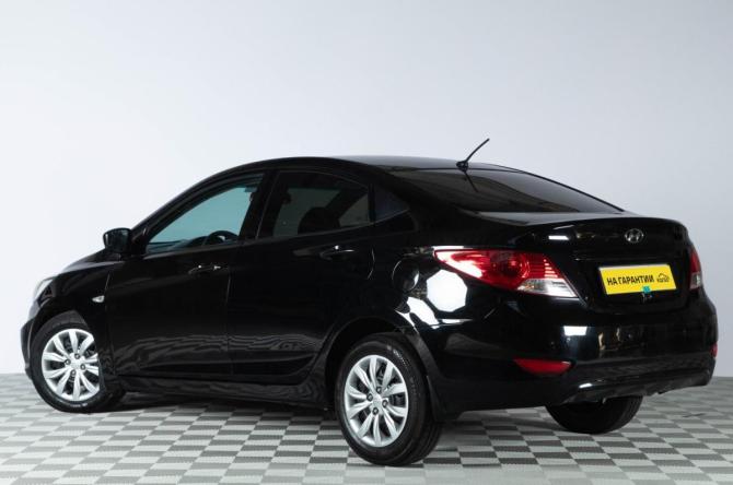 Hyundai Solaris I с пробегом 2013 года, цена 629 000 рублей, 265000 км, седан, Автокод Объявления
