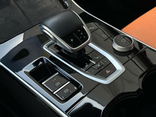 Omoda C5 I с пробегом 2023 года, цена 1 699 000 рублей, 56661 км, внедорожник, Автокод Объявления