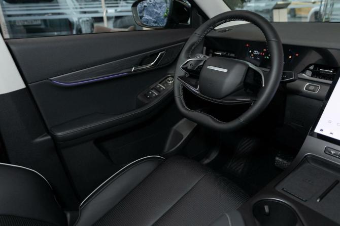 Новый Jaecoo J6 2026 года, цена 2 499 000 рублей, внедорожник, Автокод Объявления