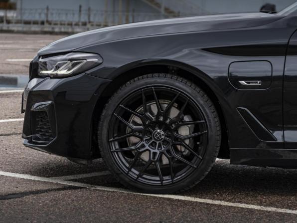 BMW 5 серии VIII (G60/G61/G68) с пробегом 2023 года, цена 6 100 000 рублей, 84520 км, седан, Автокод Объявления