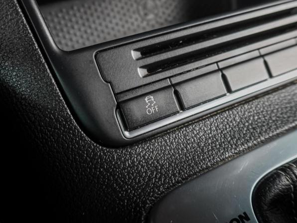 Volkswagen Tiguan I Рестайлинг с пробегом 2016 года, цена 1 589 000 рублей, 220787 км, внедорожник, Автокод Объявления