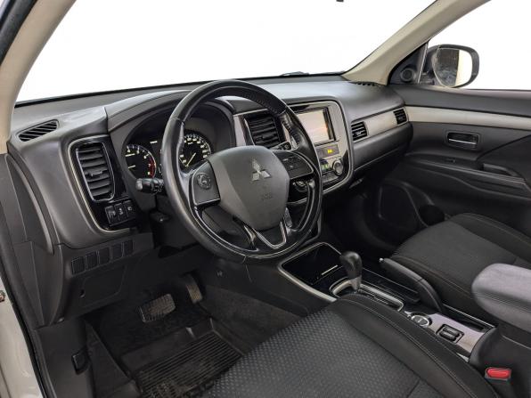 Mitsubishi Outlander III Рестайлинг 2 с пробегом 2017 года, цена 1 750 000 рублей, 155000 км, внедорожник, Автокод Объявления