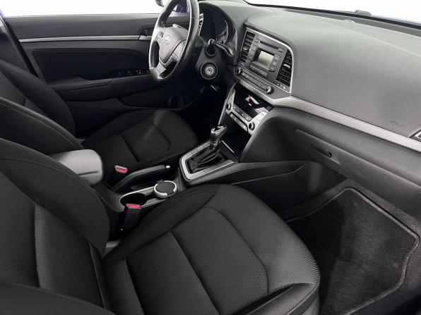 Hyundai Elantra VI (AD) с пробегом 2017 года, цена 1 699 000 рублей, 90133 км, седан, Автокод Объявления