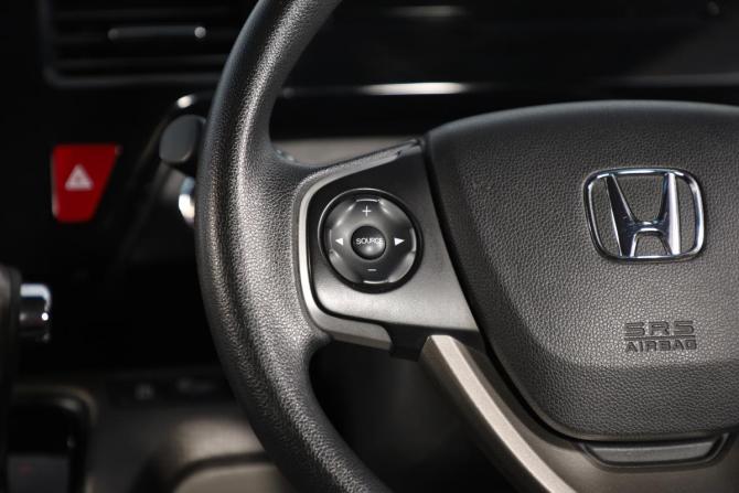 Honda Stepwgn V с пробегом 2016 года, цена 1 699 000 рублей, 115000 км, минивэн, Автокод Объявления