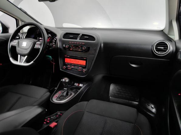 SEAT Leon II Рестайлинг с пробегом 2012 года, цена 824 000 рублей, 255563 км, хэтчбек, Автокод Объявления