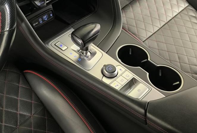 Genesis G70 I с пробегом 2018 года, цена 2 350 000 рублей, 131104 км, седан, Автокод Объявления