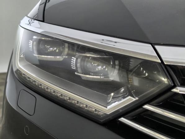 Volkswagen Passat B8 с пробегом 2018 года, цена 2 949 900 рублей, 113992 км, универсал, Автокод Объявления