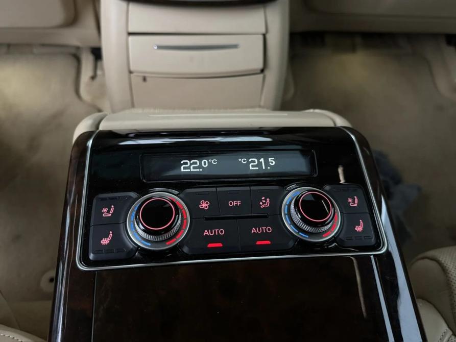 Audi A8 III (D4) Рестайлинг Екатеринбург  - изображение 30