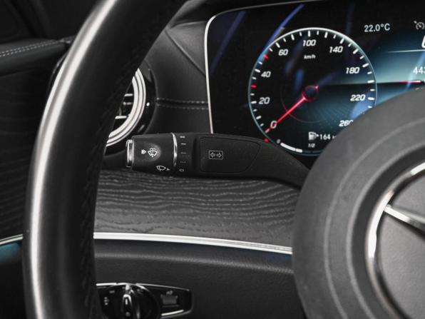 Mercedes-Benz E-Класс V (W213 S213 C238) Рестайлинг с пробегом 2021 года, цена 4 998 938 рублей, 93799 км, седан, Автокод Объявления