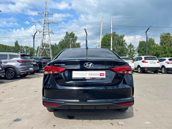 Hyundai Solaris II Рестайлинг с пробегом 2021 года, цена 1 514 000 рублей, 155461 км, седан, Автокод Объявления