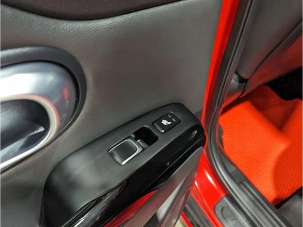 Kia Soul II Рестайлинг с пробегом 2016 года, цена 1 395 000 рублей, 99985 км, хэтчбек, Автокод Объявления