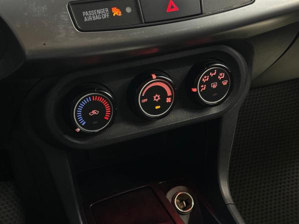 Mitsubishi Lancer X Рестайлинг с пробегом 2011 года, цена 680 000 рублей, 222303 км, седан, Автокод Объявления