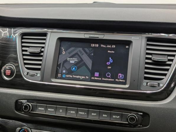 Kia Carnival III с пробегом 2019 года, цена 3 100 000 рублей, 71890 км, минивэн, Автокод Объявления
