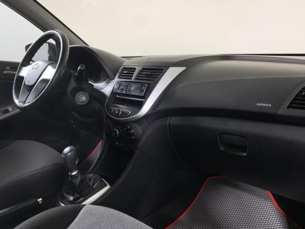 Hyundai Solaris I с пробегом 2012 года, цена 539 000 рублей, 183545 км, седан, Автокод Объявления