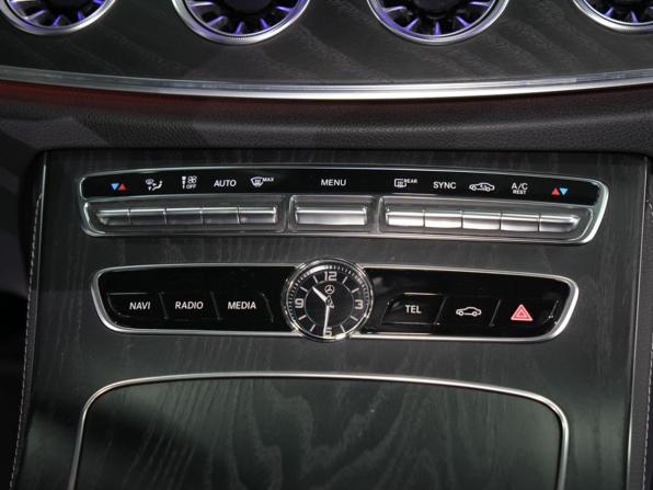 Mercedes-Benz E-Класс V (W213 S213 C238) Рестайлинг с пробегом 2020 года, цена 4 900 000 рублей, 31574 км, купе, Автокод Объявления