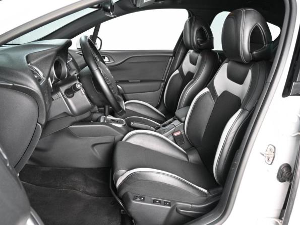 Citroen DS4 с пробегом 2013 года, цена 879 000 рублей, 70875 км, хэтчбек, Автокод Объявления