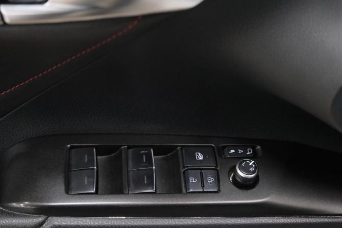 Toyota Camry VIII (XV70) Рестайлинг с пробегом 2021 года, цена 3 489 000 рублей, 62900 км, седан, Автокод Объявления