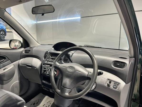 Toyota FunCargo с пробегом 2001 года, цена 385 000 рублей, 192000 км, компактвэн, Автокод Объявления