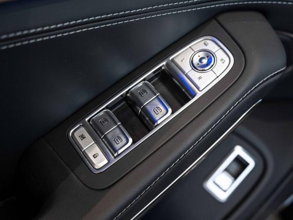 Hongqi H9 I с пробегом 2022 года, цена 6 995 000 рублей, 200 км, седан, Автокод Объявления
