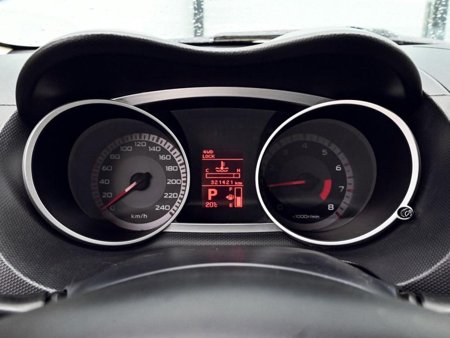Mitsubishi Outlander II Екатеринбург  - изображение 11