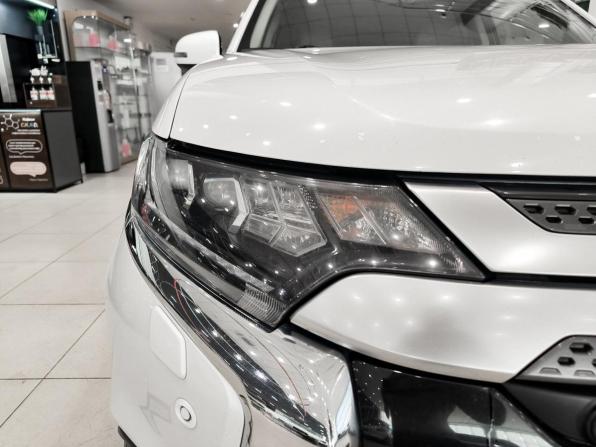 Mitsubishi Outlander III Рестайлинг 3 с пробегом 2021 года, цена 2 450 000 рублей, 143387 км, внедорожник, Автокод Объявления