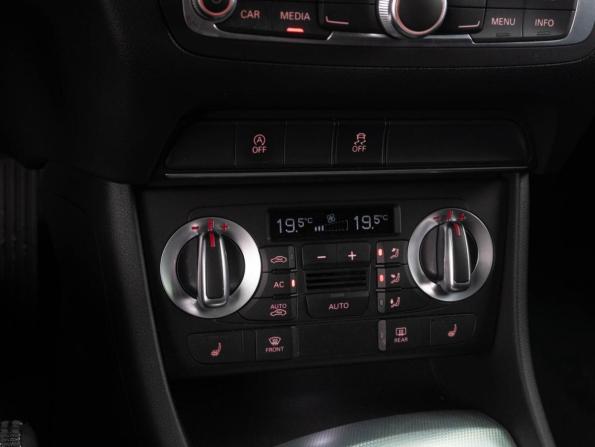 Audi Q3 I (8U) с пробегом 2012 года, цена 1 649 000 рублей, 149072 км, внедорожник, Автокод Объявления