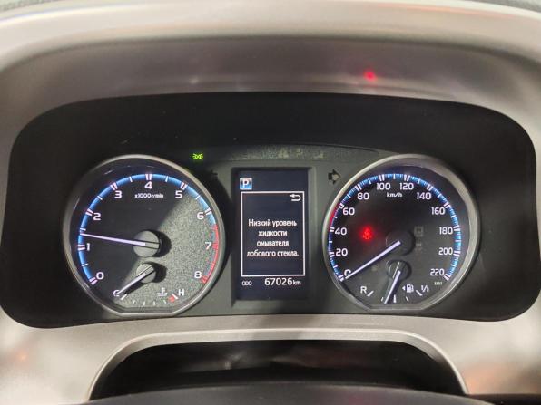 Toyota RAV4 IV (XA40) Рестайлинг с пробегом 2018 года, цена 2 555 000 рублей, 67025 км, внедорожник, Автокод Объявления