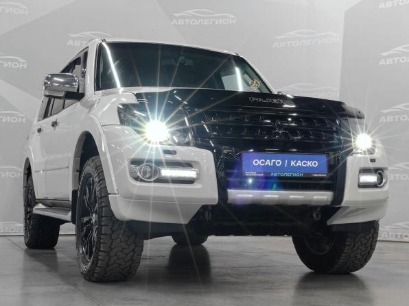 Mitsubishi Pajero IV Рестайлинг 2 с пробегом 2019 года, цена 3 250 000 рублей, 135000 км, внедорожник, Автокод Объявления