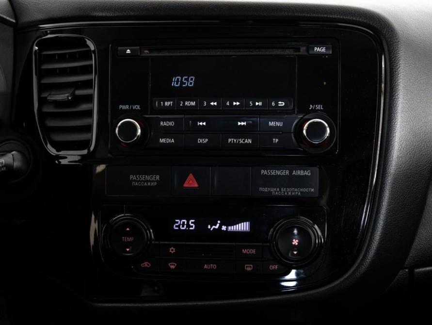 Mitsubishi Outlander III Рестайлинг 2 Санкт-Петербург  - изображение 15