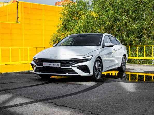 Hyundai Elantra VII (CN7) Рестайлинг с пробегом 2023 года, цена 1 990 999 рублей, 62150 км, седан, Автокод Объявления