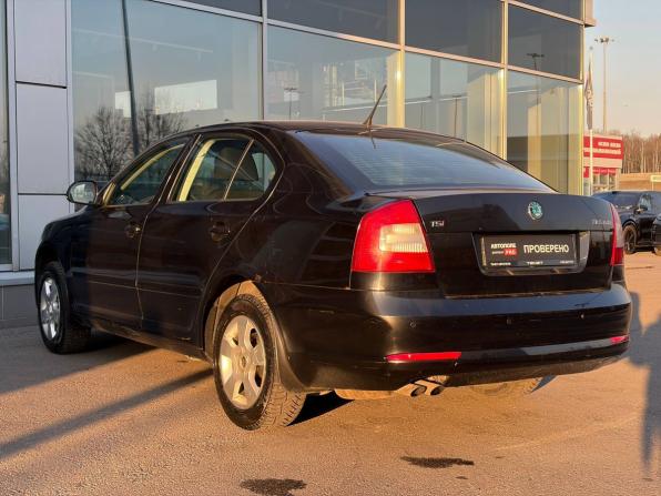 Skoda Octavia II (A5) Рестайлинг с пробегом 2012 года, цена 655 000 рублей, 173400 км, лифтбек, Автокод Объявления