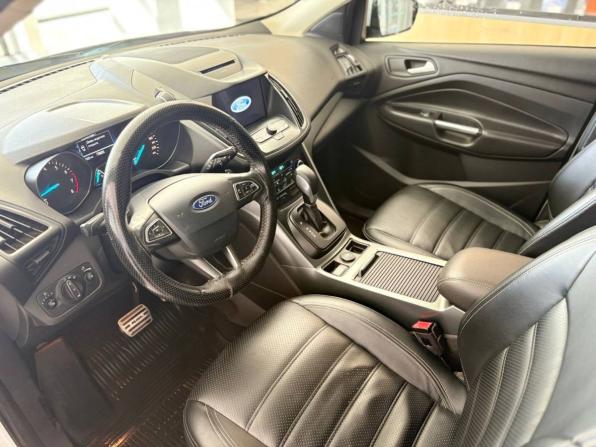 Ford Kuga II Рестайлинг с пробегом 2017 года, цена 1 227 600 рублей, 212321 км, внедорожник, Автокод Объявления
