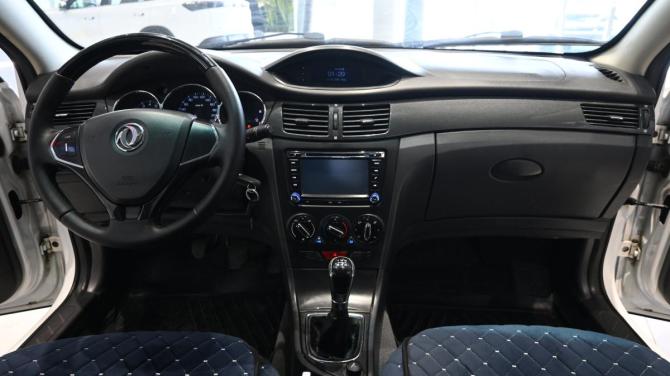 Dongfeng H30 Cross с пробегом 2015 года, цена 495 000 рублей, 134300 км, хэтчбек, Автокод Объявления