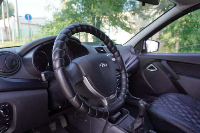 Lada (ВАЗ) Granta I Рестайлинг с пробегом 2022 года, цена 726 000 рублей, 70330 км, хэтчбек, Автокод Объявления