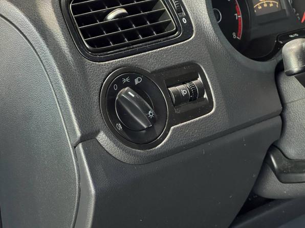 Volkswagen Polo V Рестайлинг с пробегом 2016 года, цена 1 200 000 рублей, 78367 км, седан, Автокод Объявления