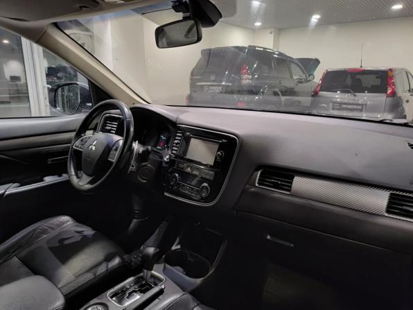 Mitsubishi Outlander III с пробегом 2012 года, цена 947 000 рублей, 320915 км, внедорожник, Автокод Объявления