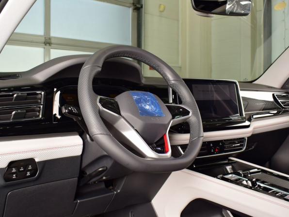 Volkswagen Teramont I Рестайлинг (China Market) с пробегом 2026 года, цена 4 999 995 рублей, 23 км, внедорожник, Автокод Объявления