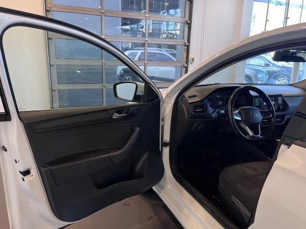Volkswagen Polo VI с пробегом 2021 года, цена 1 450 000 рублей, 181797 км, лифтбек, Автокод Объявления