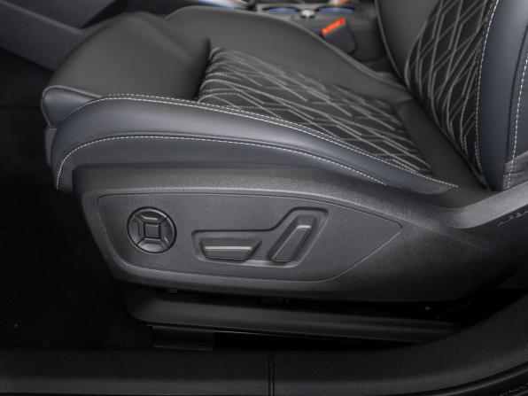 Audi A3 IV (8Y) Рестайлинг с пробегом 2026 года, цена 4 050 000 рублей, 52 км, хэтчбек, Автокод Объявления