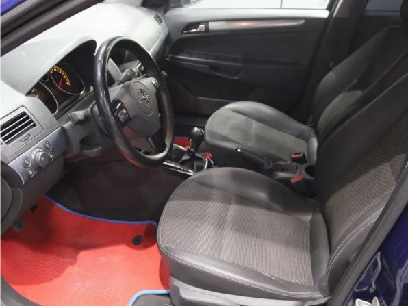 Opel Astra H Рестайлинг с пробегом 2011 года, цена 291 000 рублей, 276000 км, хэтчбек, Автокод Объявления
