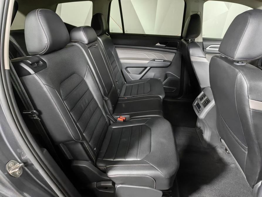 Volkswagen Teramont I Рестайлинг Москва  - изображение 15