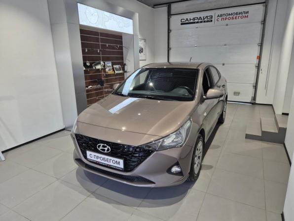 Hyundai Solaris II Рестайлинг с пробегом 2022 года, цена 1 529 000 рублей, 46122 км, седан, Автокод Объявления