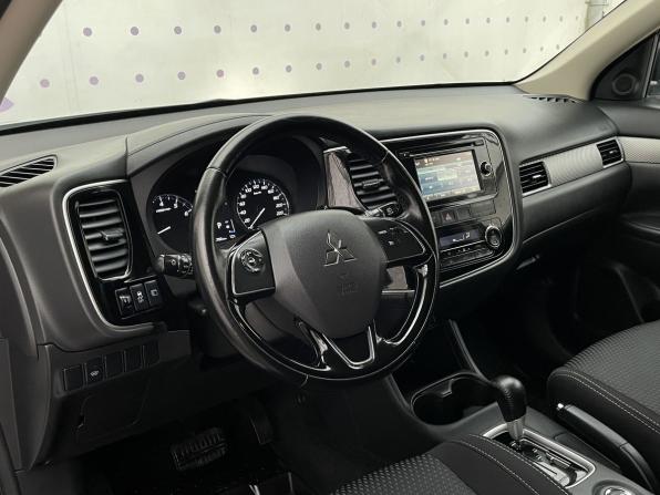 Mitsubishi Outlander III Рестайлинг 2 с пробегом 2016 года, цена 1 795 000 рублей, 108966 км, внедорожник, Автокод Объявления
