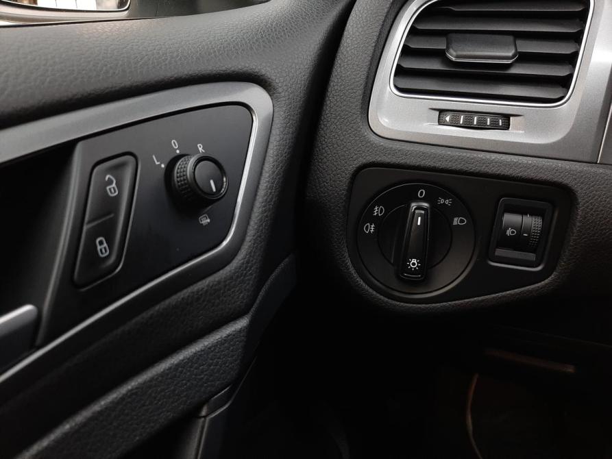 Volkswagen Golf VII Москва  - изображение 16